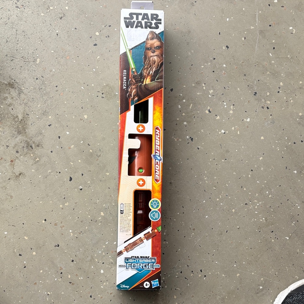 Star Wars Lightsaber Toy - Brown and Green
